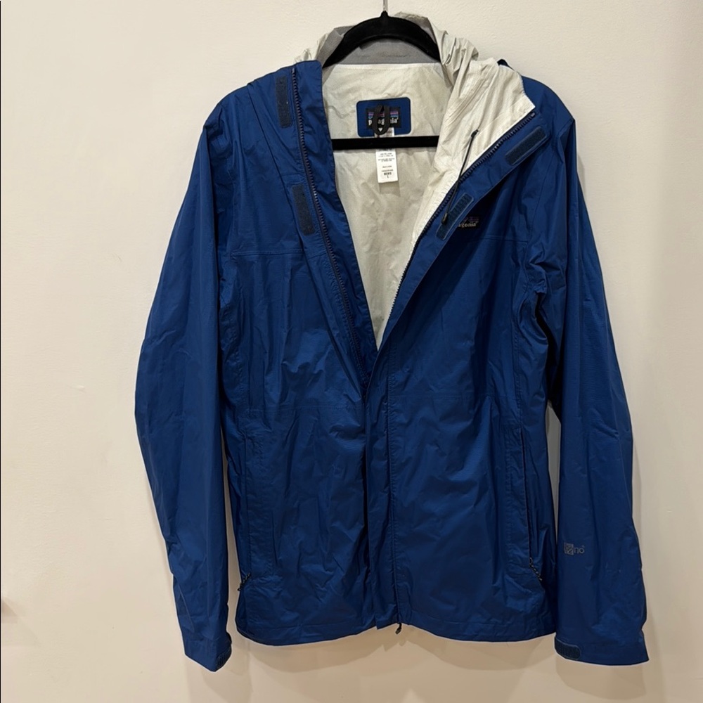 Patagonia Men's Blue Waterproof Jacket